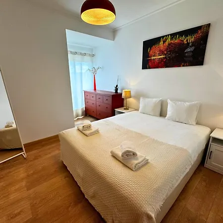 Деревянный коттедж Tejo Balcony Expo