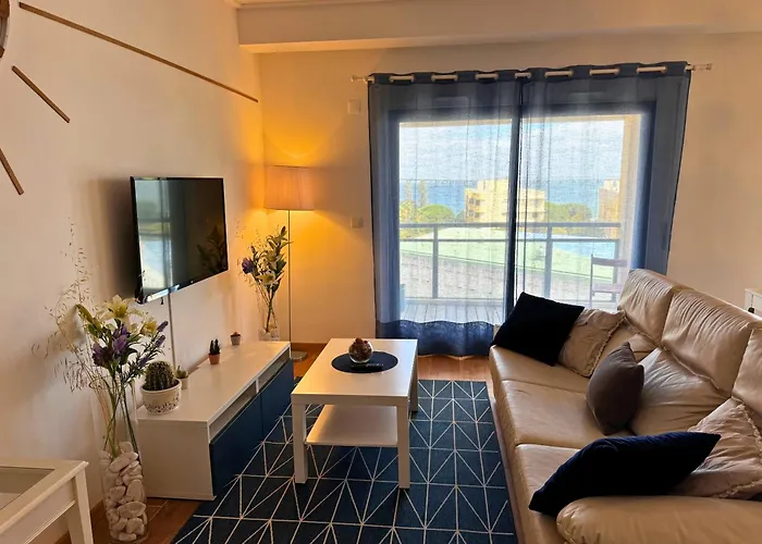 Деревянный коттедж Tejo Balcony Expo Лиссабон