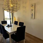 אכסניה Tejo Balcony Expo *