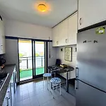 Tejo Balcony Expo אכסניה
