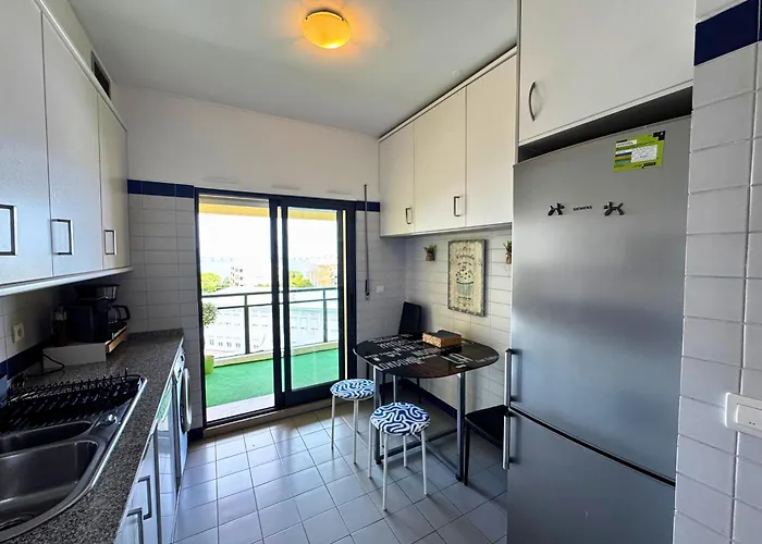 Tejo Balcony Expo אכסניה